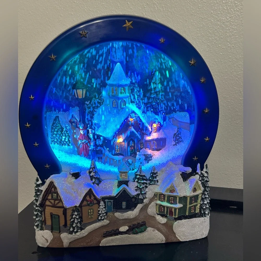 Avon Lighted Snowy Motion Wintery‎ Scene Christmas Holiday Decor
